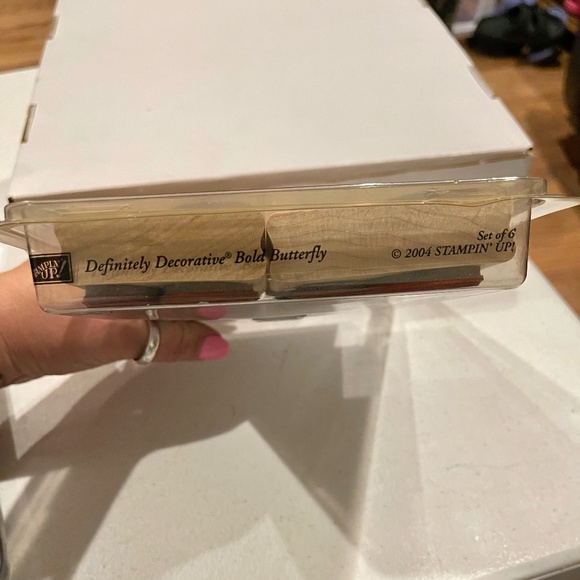 Stampin’ Up! Definitely Decorative Bold Butterfly  2004 - Picture 3 of 4